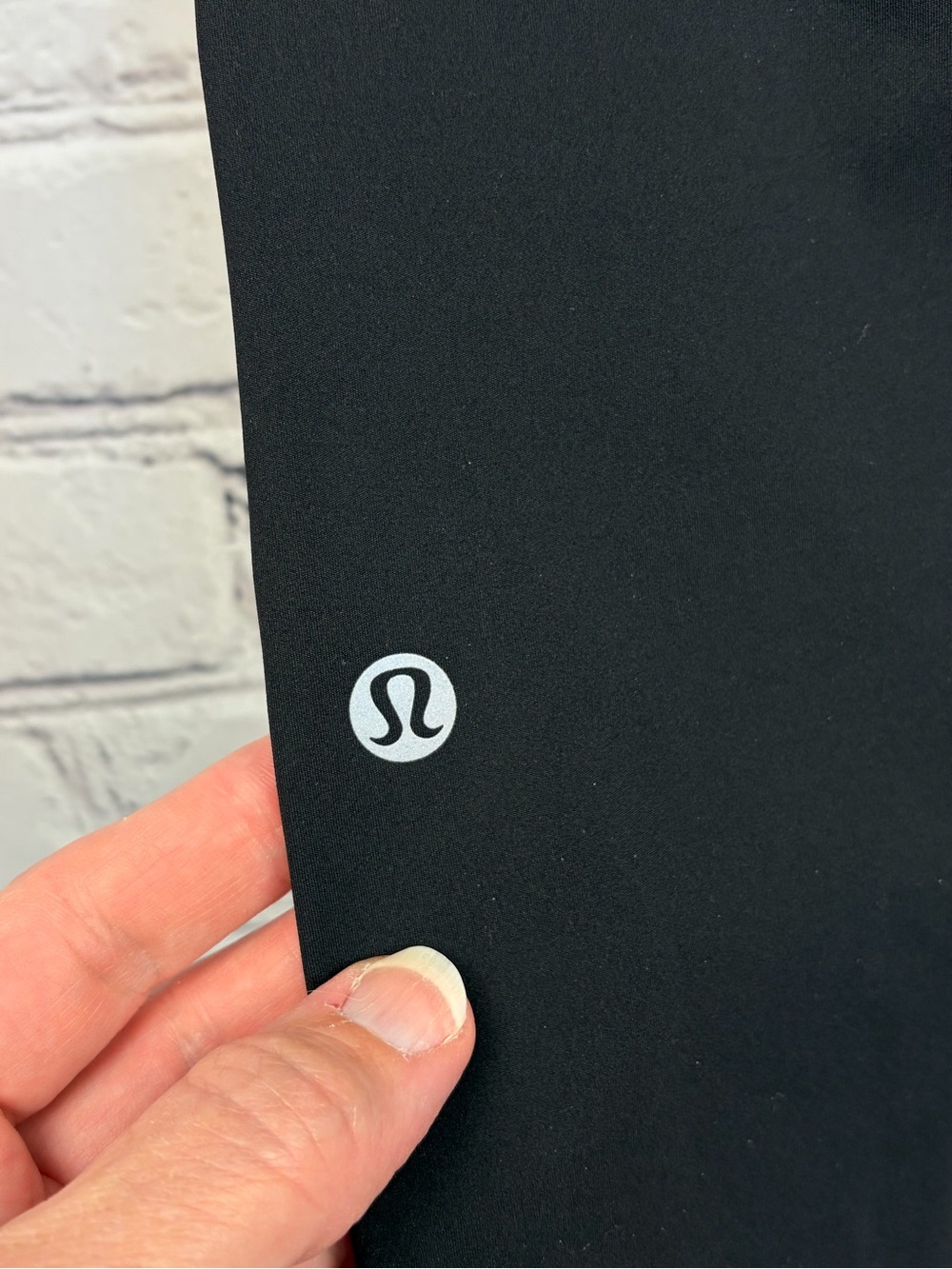 Lululemon Fast & Free Crop II *Nulux 19” Black Sz 6 - Picture 10 of 16